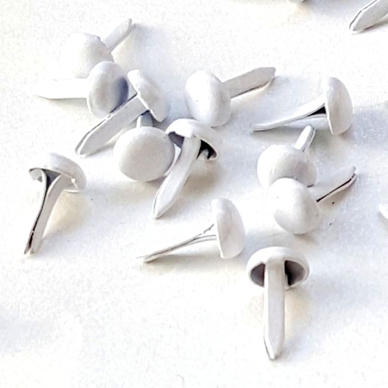 500pcs 4.5mm White  Metal Brad - Papercraft Supply Invitation recension och pris